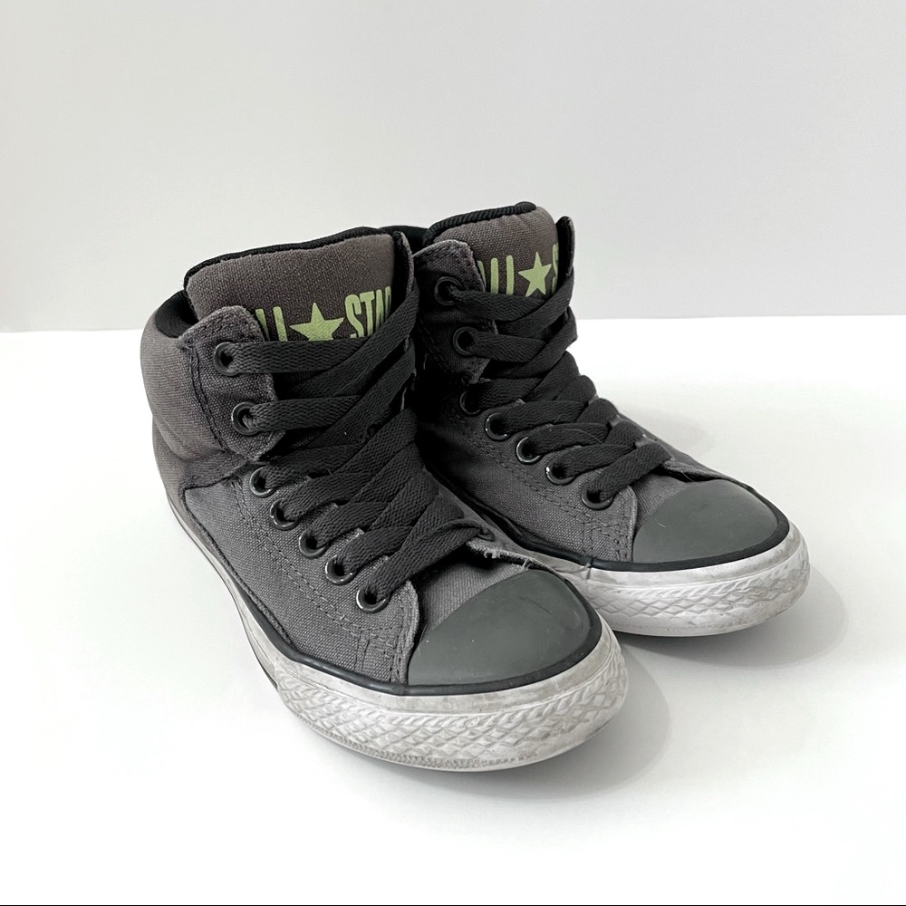 Boy’s Converse All Stars